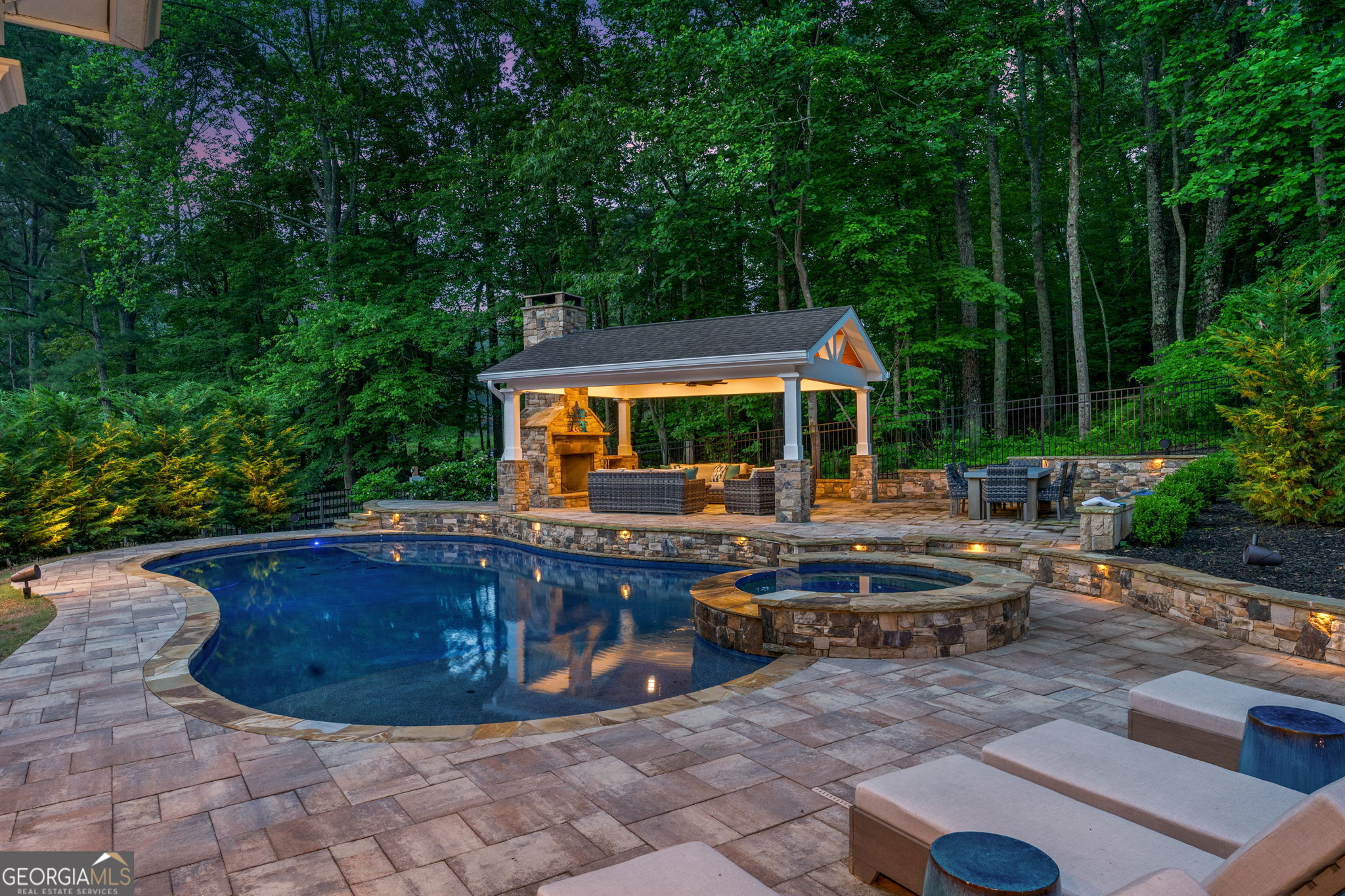 Canton, Georgia, 30115, United States, 6 Bedrooms Bedrooms, ,7 BathroomsBathrooms,Residential,Active,1831817