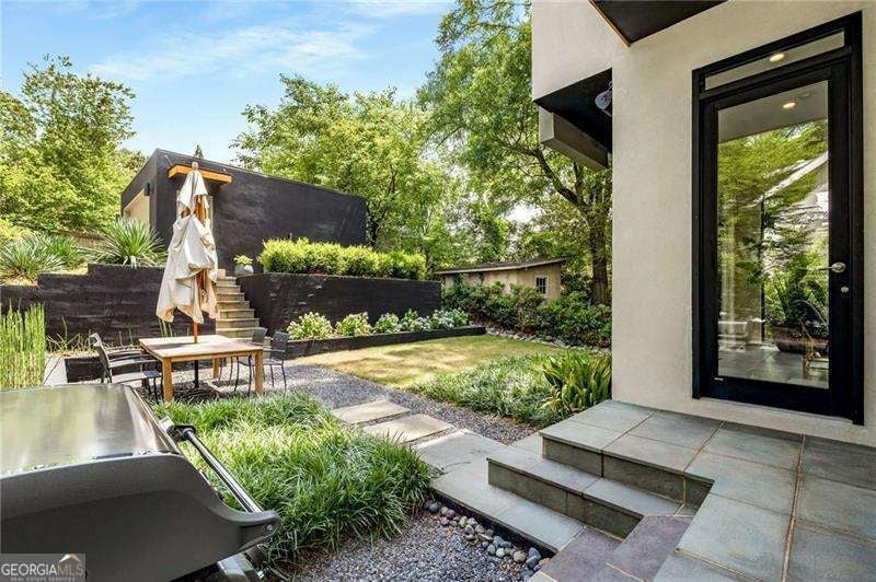 Atlanta, Georgia, 30306, United States, 4 Bedrooms Bedrooms, ,4 BathroomsBathrooms,Residential,Active,1828965