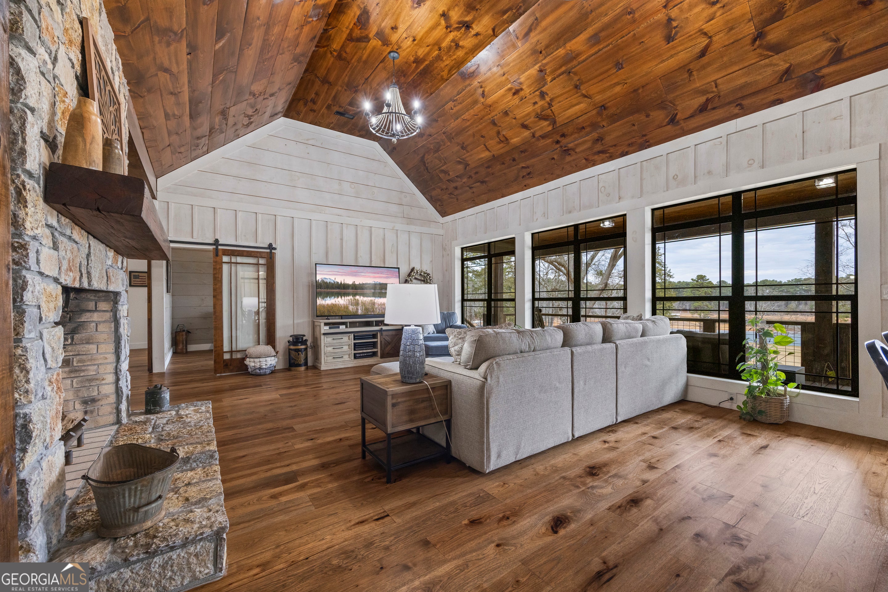 Hartwell, Georgia, 30643, United States, 6 Bedrooms Bedrooms, ,6 BathroomsBathrooms,Residential,Active,2011216