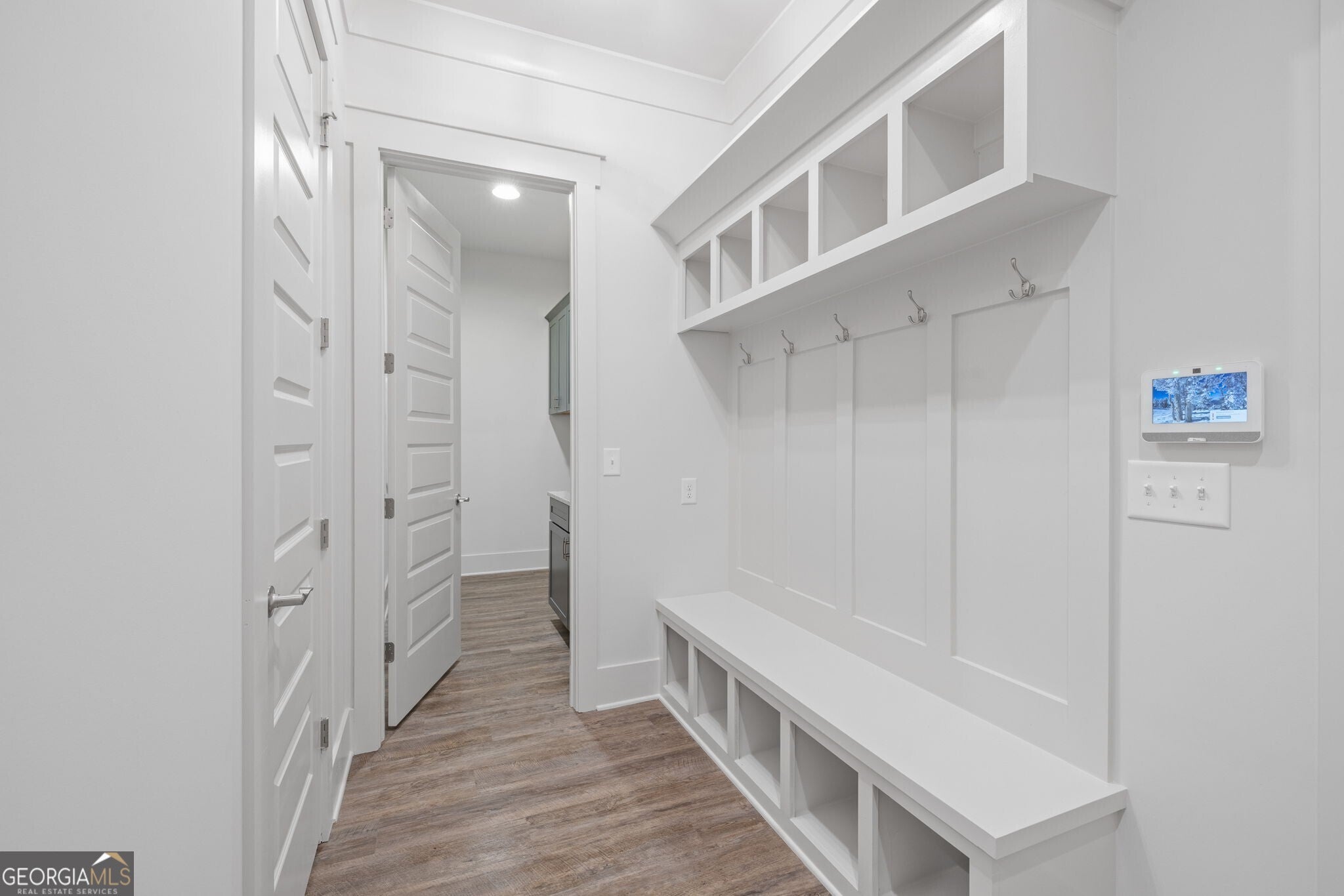 Cumming, Georgia, 30041, United States, 4 Bedrooms Bedrooms, ,5 BathroomsBathrooms,Residential,Active,1998596