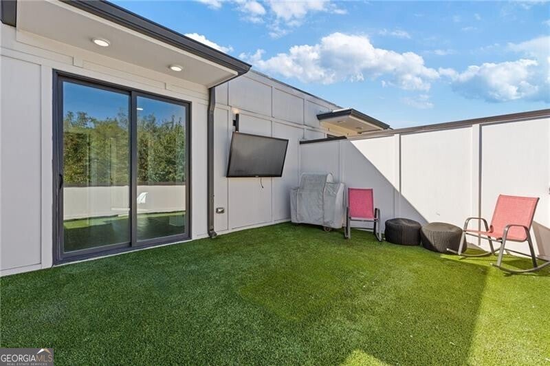 Atlanta, Georgia, 30308, United States, 3 Bedrooms Bedrooms, ,4 BathroomsBathrooms,Residential,Active,1969678