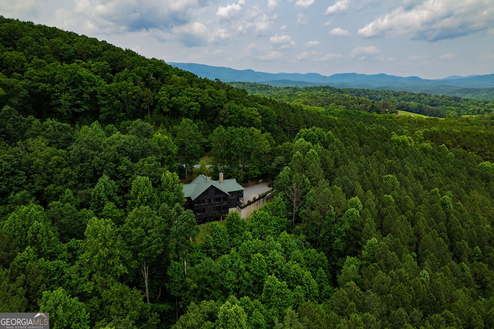 Ellijay, Georgia, 30536, United States, 6 Bedrooms Bedrooms, ,5 BathroomsBathrooms,Residential,Active,1936401