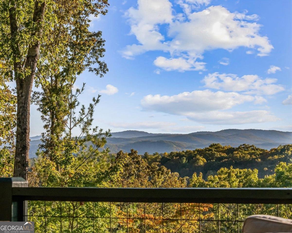 Ellijay, Georgia, 30536, United States, 3 Bedrooms Bedrooms, ,4 BathroomsBathrooms,Residential,Active,1968415