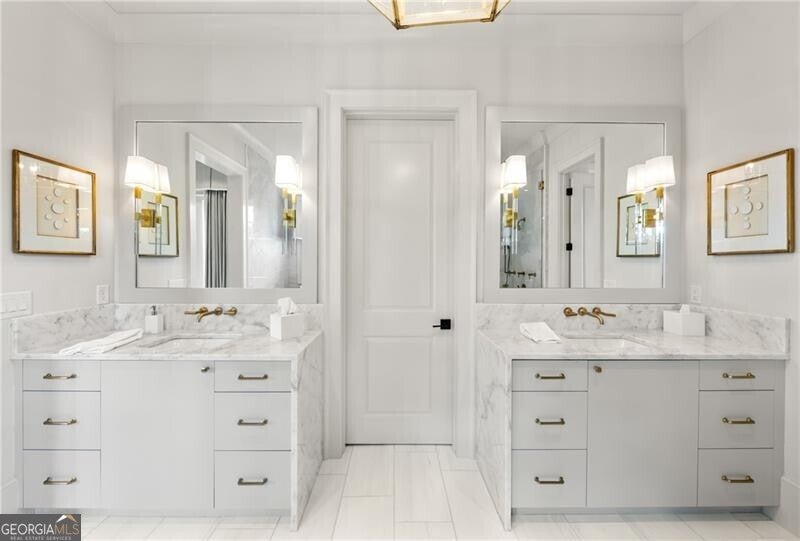 Alpharetta, Georgia, 30004, United States, 6 Bedrooms Bedrooms, ,8 BathroomsBathrooms,Residential,Active,1929430