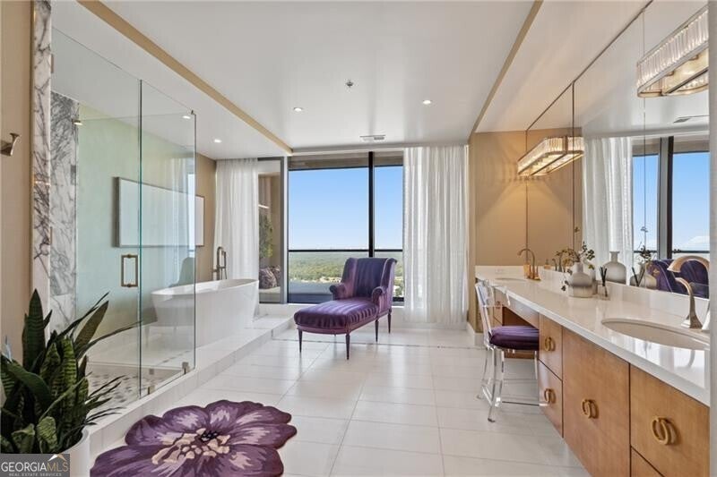 Atlanta, Georgia, 30326, United States, 2 Bedrooms Bedrooms, ,3 BathroomsBathrooms,Residential,Active,1945475