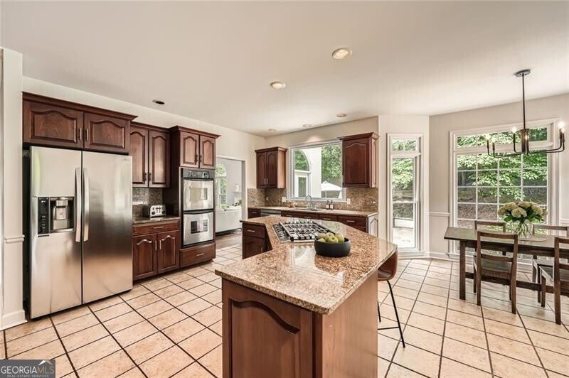 Roswell, Georgia, 30075, United States, 6 Bedrooms Bedrooms, ,6 BathroomsBathrooms,Residential,Active,1831832