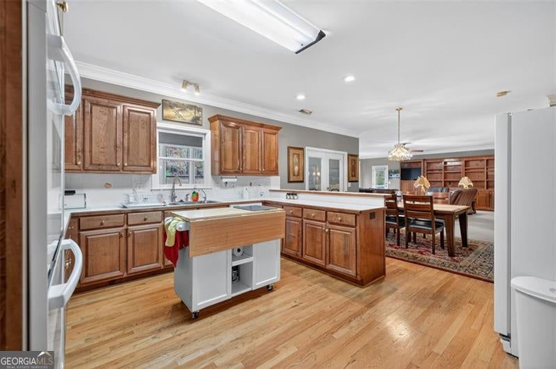 Suwanee, Georgia, 30024, United States, 7 Bedrooms Bedrooms, ,6 BathroomsBathrooms,Residential,Active,1990679