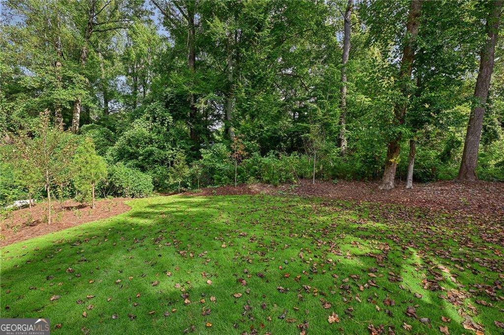 Atlanta, Georgia, 30305, United States, 6 Bedrooms Bedrooms, ,5 BathroomsBathrooms,Residential,Active,1702025