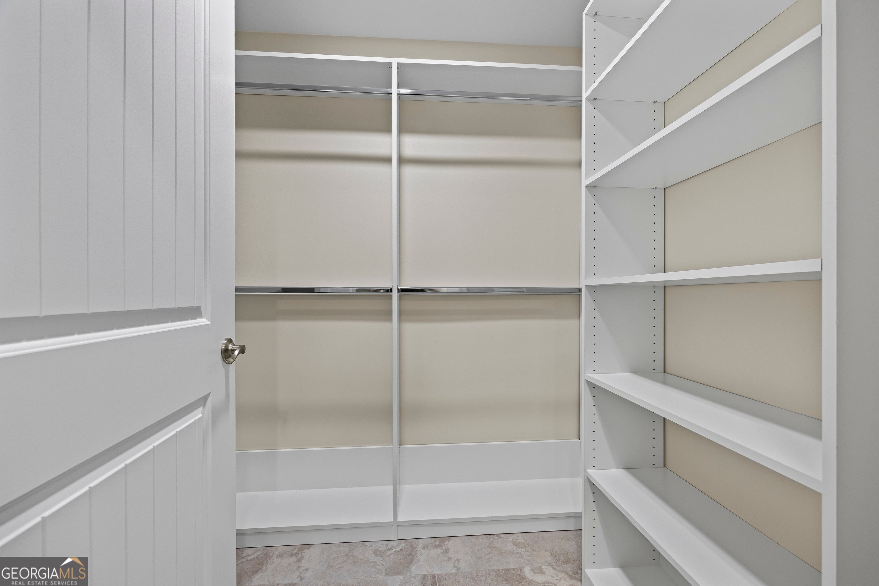 Martin, Georgia, 30557, United States, 6 Bedrooms Bedrooms, ,5 BathroomsBathrooms,Residential,Active,1964253