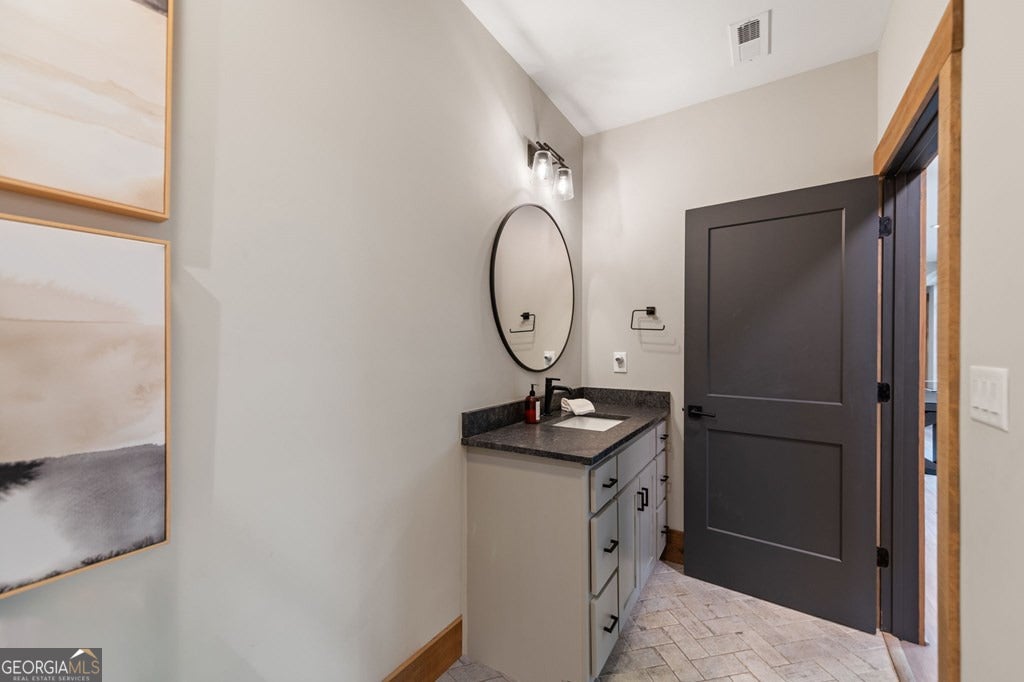 Ellijay, Georgia, 30540, United States, 5 Bedrooms Bedrooms, ,6 BathroomsBathrooms,Residential,Active,1919053