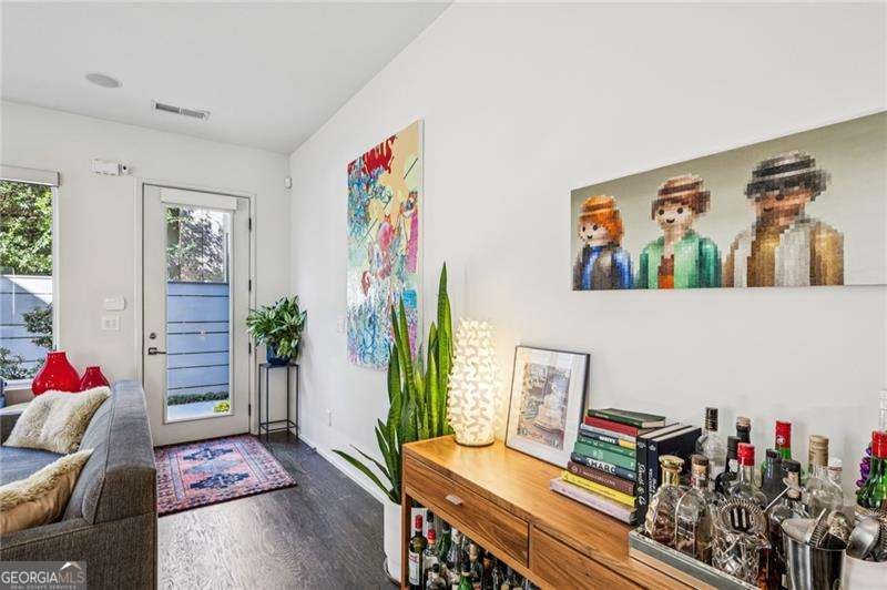 Atlanta, Georgia, 30309, United States, 3 Bedrooms Bedrooms, ,4 BathroomsBathrooms,Residential,Active,1987236