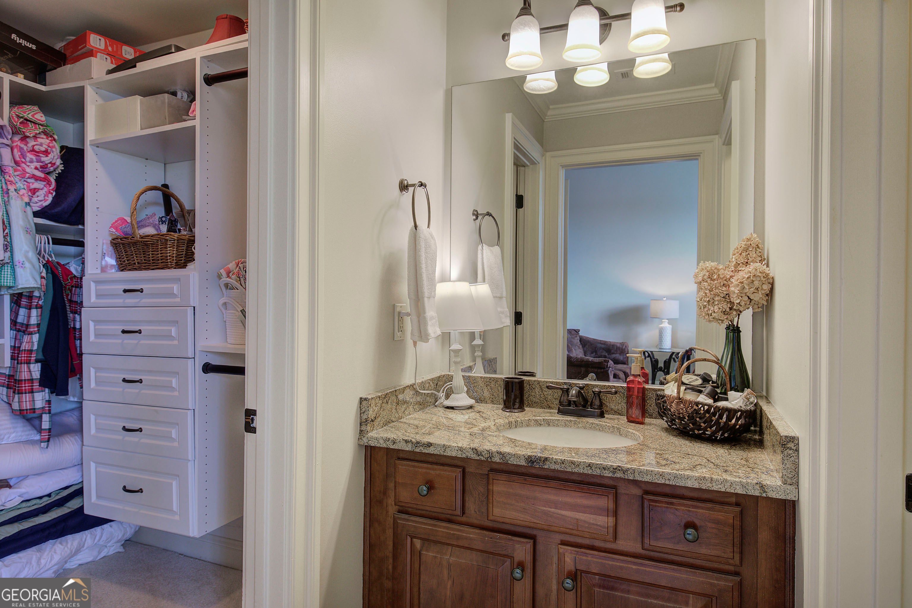 Canton, Georgia, 30114, United States, 6 Bedrooms Bedrooms, ,5 BathroomsBathrooms,Residential,Active,2009409