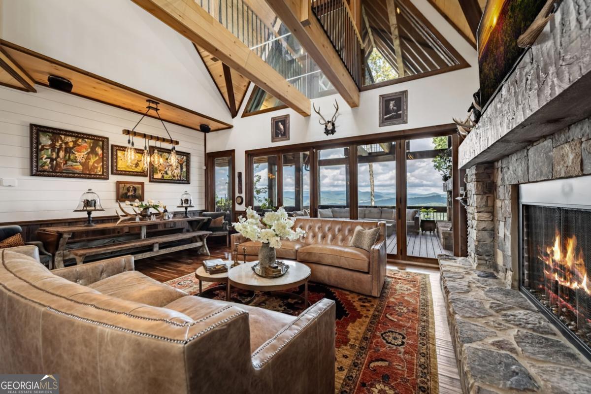 Blue Ridge, Georgia, 30513, United States, 4 Bedrooms Bedrooms, ,4 BathroomsBathrooms,Residential,Active,1905085