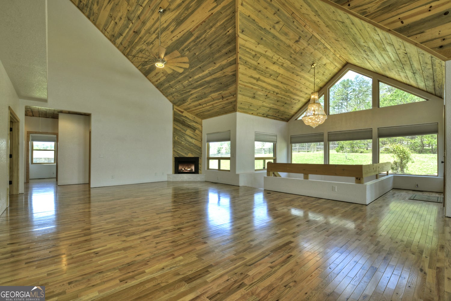 Morganton, Georgia, 30560, United States, 5 Bedrooms Bedrooms, ,3 BathroomsBathrooms,Residential,Active,1798022