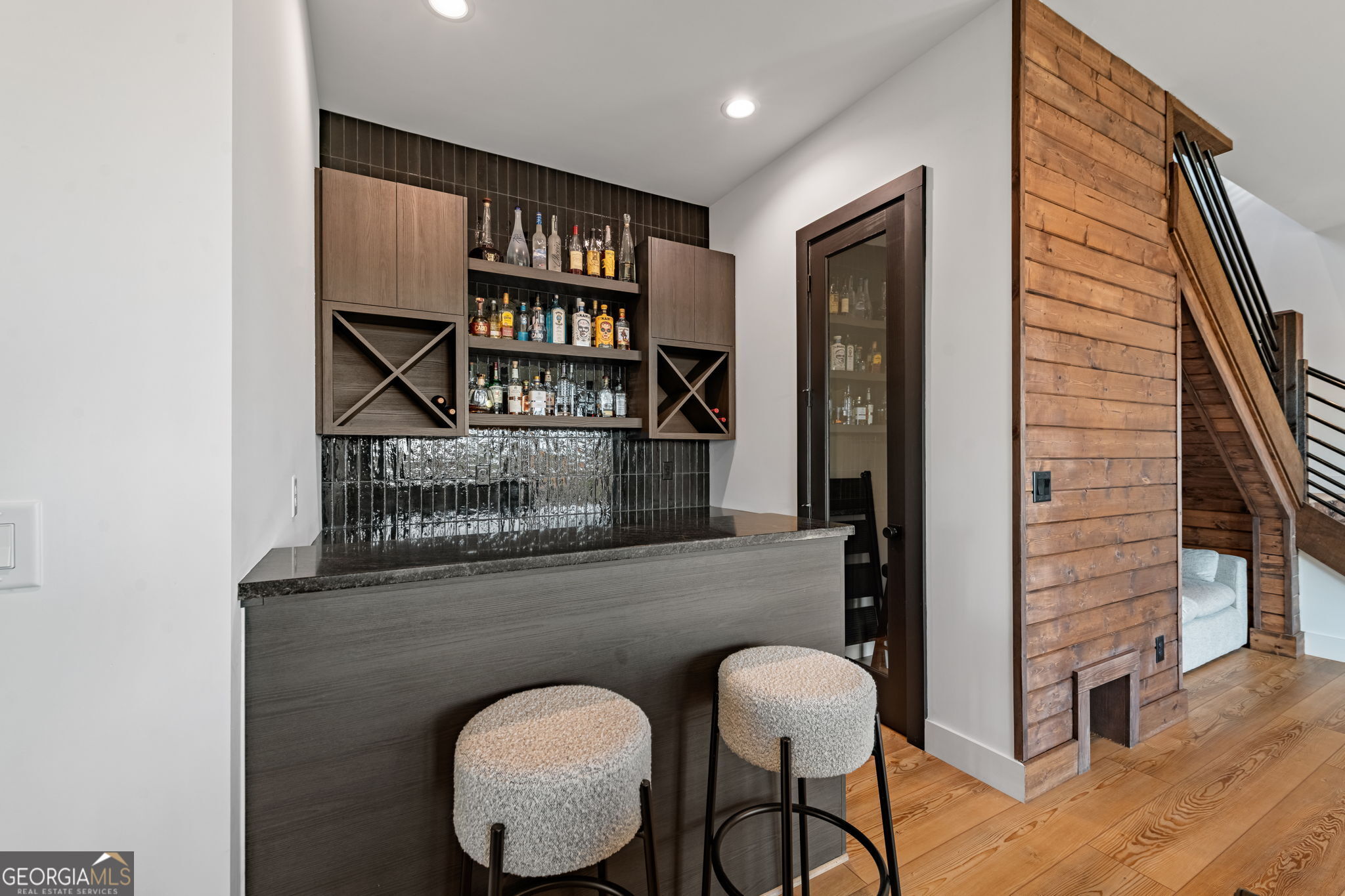 Ellijay, Georgia, 30540, United States, 4 Bedrooms Bedrooms, ,3 BathroomsBathrooms,Residential,Active,1986866