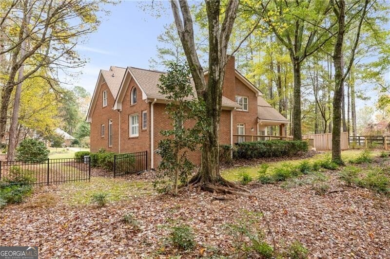 Johns Creek, Georgia, 30097, United States, 6 Bedrooms Bedrooms, ,6 BathroomsBathrooms,Residential,Active,1985586