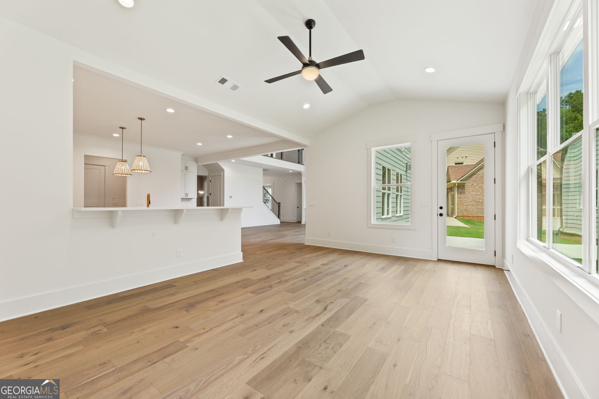 Gainesville, Georgia, 30506, United States, 4 Bedrooms Bedrooms, ,4 BathroomsBathrooms,Residential,Active,1894199