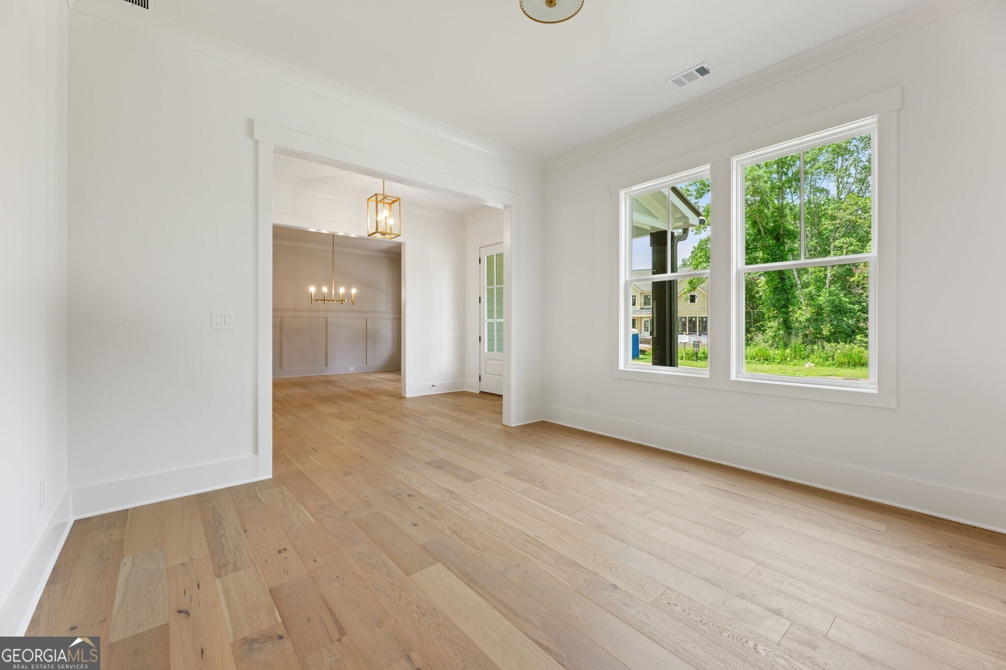 Gainesville, Georgia, 30506, United States, 4 Bedrooms Bedrooms, ,4 BathroomsBathrooms,Residential,Active,1894199