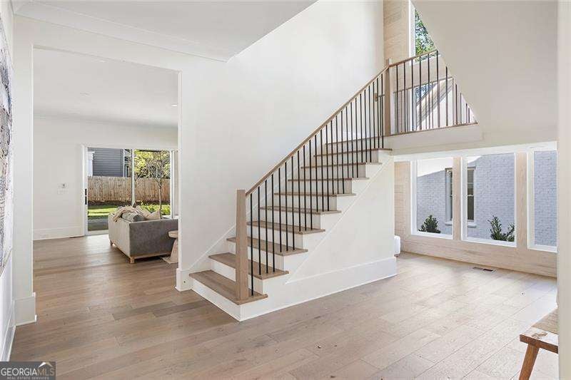 Atlanta, Georgia, 30309, United States, 4 Bedrooms Bedrooms, ,4 BathroomsBathrooms,Residential,Active,1869126