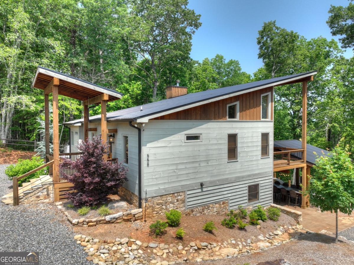 Morganton, Georgia, 30560, United States, 4 Bedrooms Bedrooms, ,4 BathroomsBathrooms,Residential,Active,1853343