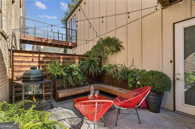 Atlanta, Georgia, 30309, United States, 3 Bedrooms Bedrooms, ,4 BathroomsBathrooms,Residential,Active,1987236