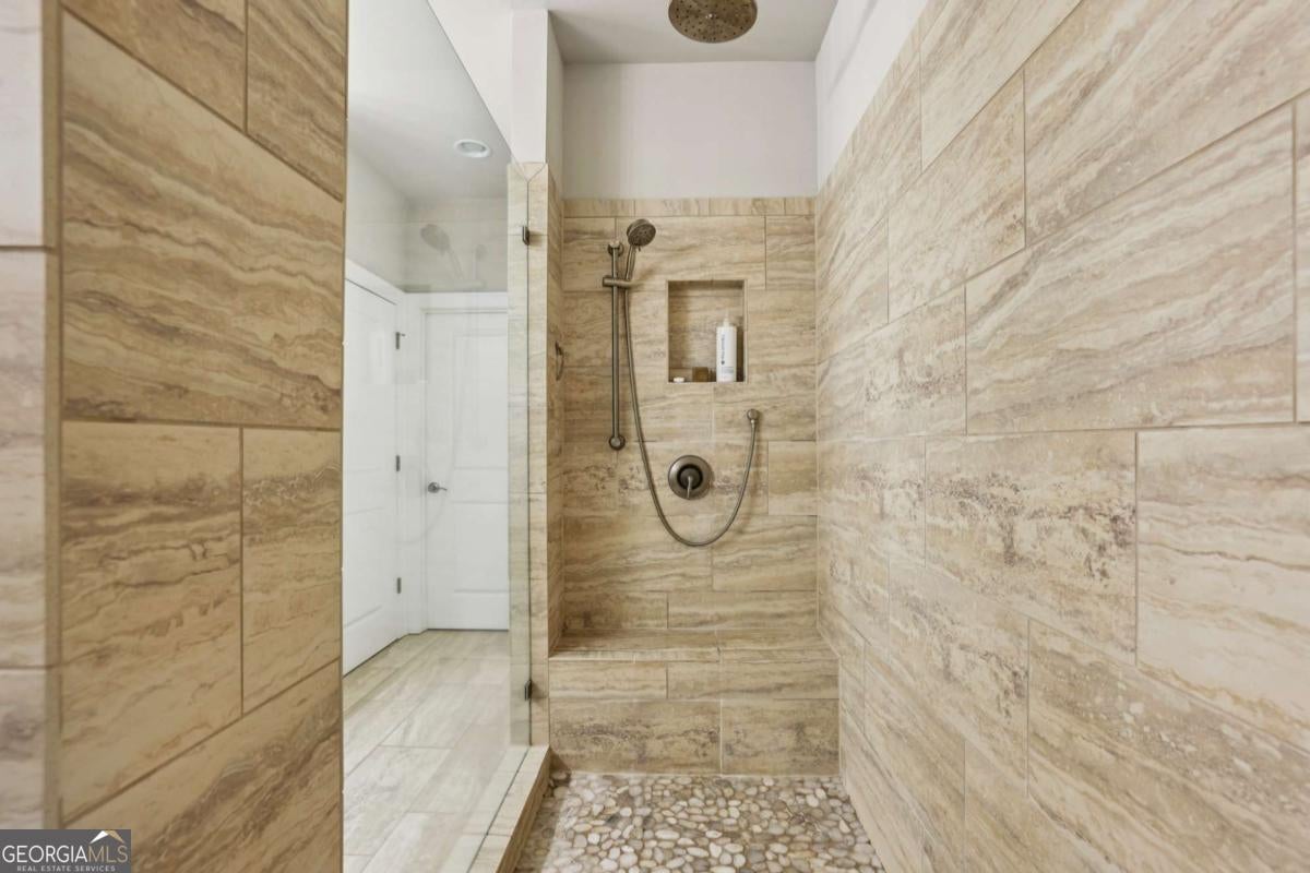 Alpharetta, Georgia, 30009, United States, 3 Bedrooms Bedrooms, ,4 BathroomsBathrooms,Residential,Active,1914849