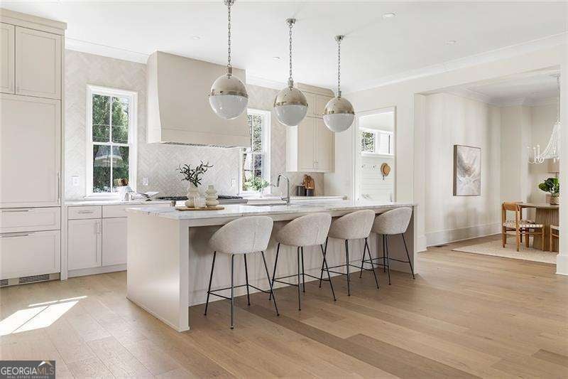 Atlanta, Georgia, 30309, United States, 4 Bedrooms Bedrooms, ,4 BathroomsBathrooms,Residential,Active,1869126