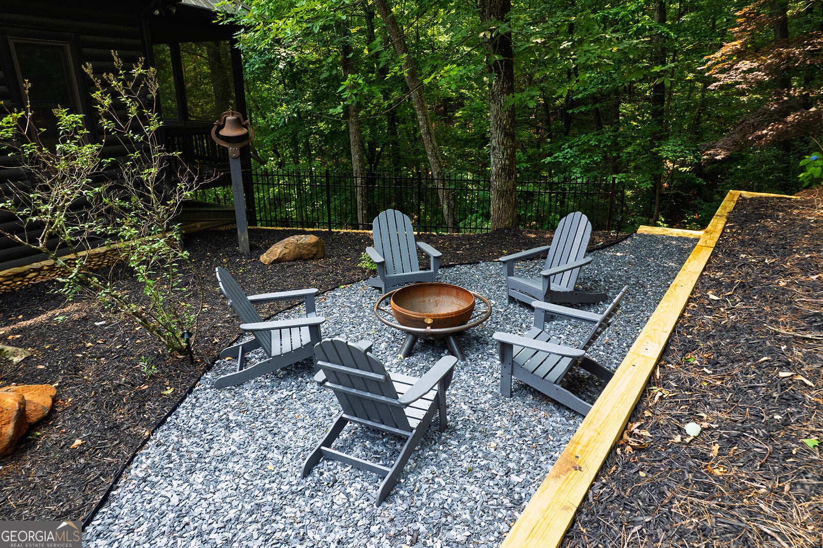 Ellijay, Georgia, 30536, United States, 6 Bedrooms Bedrooms, ,5 BathroomsBathrooms,Residential,Active,1936401