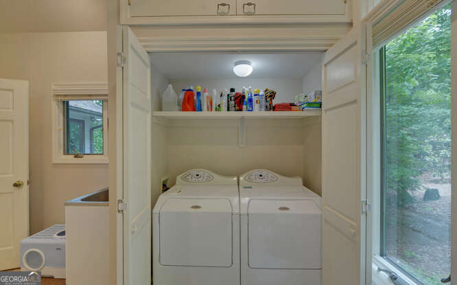 Hiawassee, Georgia, 30546, United States, 4 Bedrooms Bedrooms, ,3 BathroomsBathrooms,Residential,Active,1863272