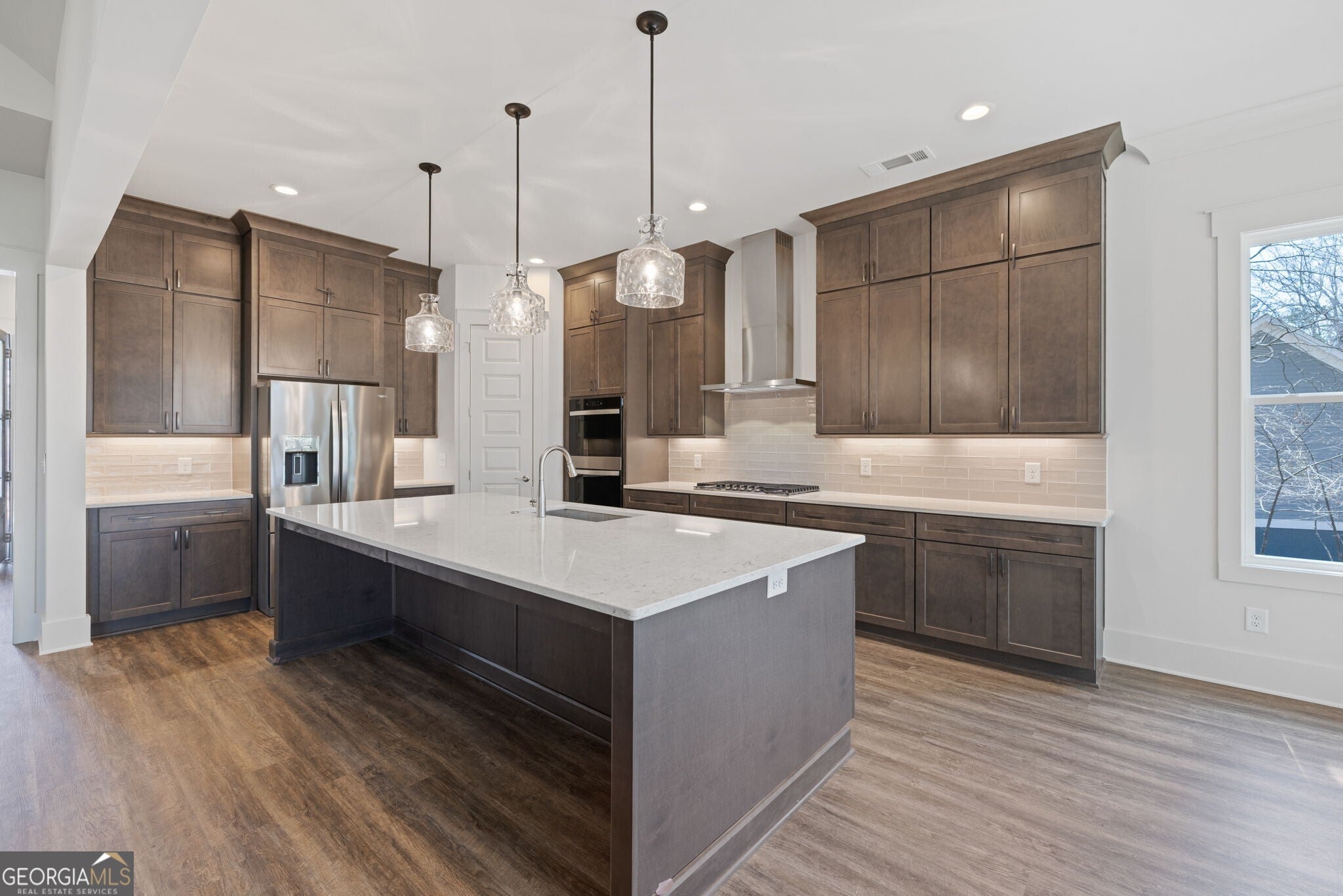 Cumming, Georgia, 30041, United States, 4 Bedrooms Bedrooms, ,5 BathroomsBathrooms,Residential,Active,1998596