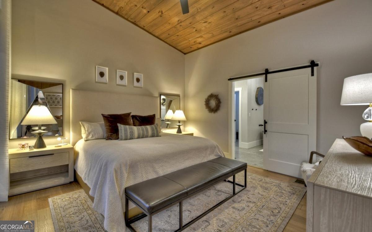 Morganton, Georgia, 30560, United States, 3 Bedrooms Bedrooms, ,4 BathroomsBathrooms,Residential,Active,2010579