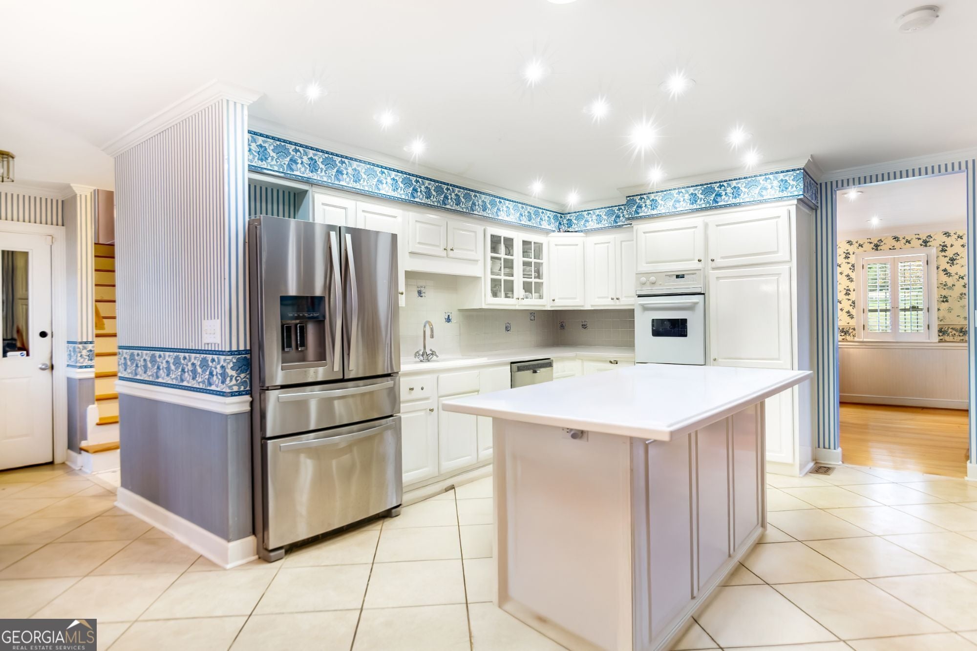 Blairsville, Georgia, 30512, United States, ,4 BathroomsBathrooms,Residential,Active,1704083