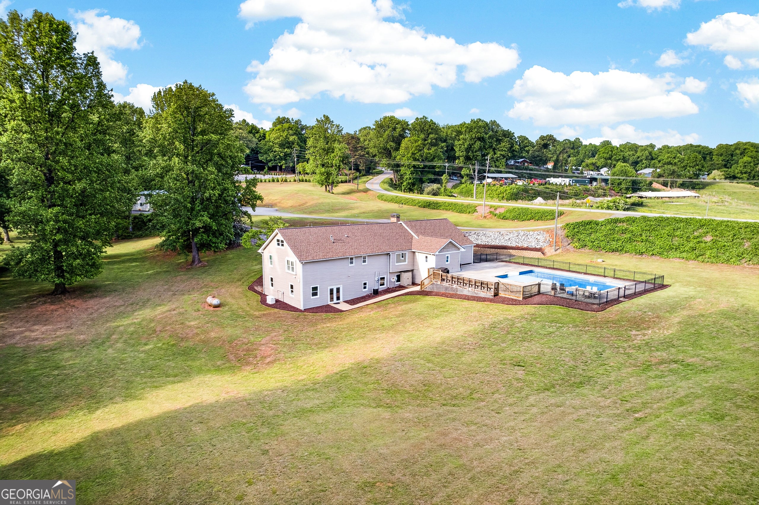 Dahlonega, Georgia, 30533, United States, 5 Bedrooms Bedrooms, ,4 BathroomsBathrooms,Residential,Active,2044583