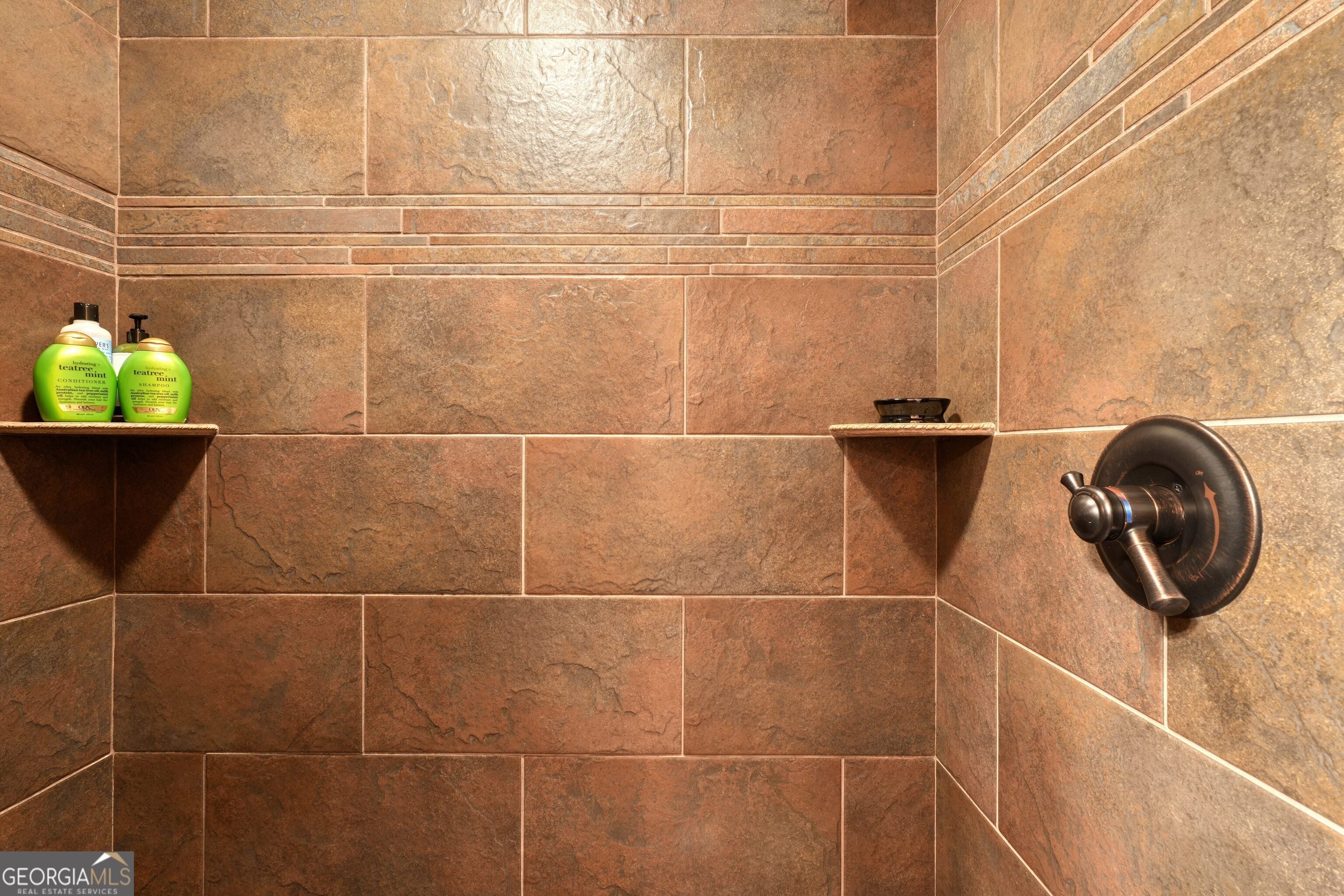 Blue Ridge, Georgia, 30513, United States, 4 Bedrooms Bedrooms, ,5 BathroomsBathrooms,Residential,Active,1969833