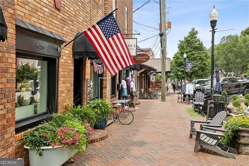 Alpharetta, Georgia, 30009, United States, 3 Bedrooms Bedrooms, ,4 BathroomsBathrooms,Residential,Active,1946539