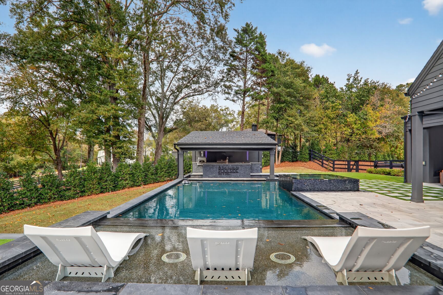 Canton, Georgia, 30115, United States, 4 Bedrooms Bedrooms, ,5 BathroomsBathrooms,Residential,Active,1968390