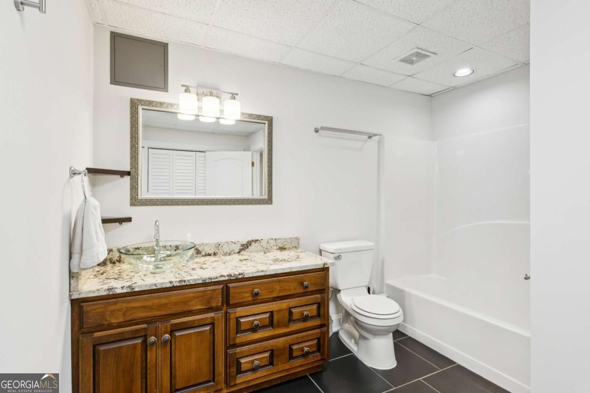 Taylorsville, Georgia, 30178, United States, 5 Bedrooms Bedrooms, ,6 BathroomsBathrooms,Residential,Active,1952987