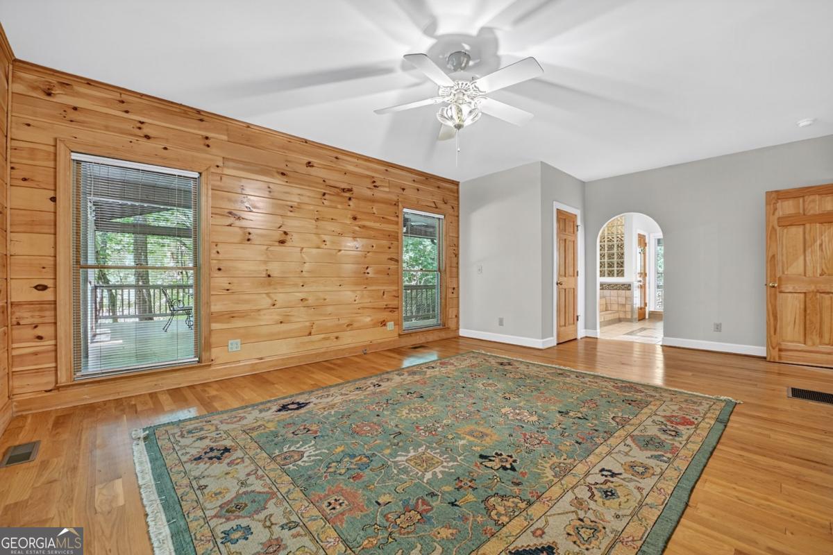 Ellijay, Georgia, 30536, United States, 3 Bedrooms Bedrooms, ,5 BathroomsBathrooms,Residential,Active,1929666