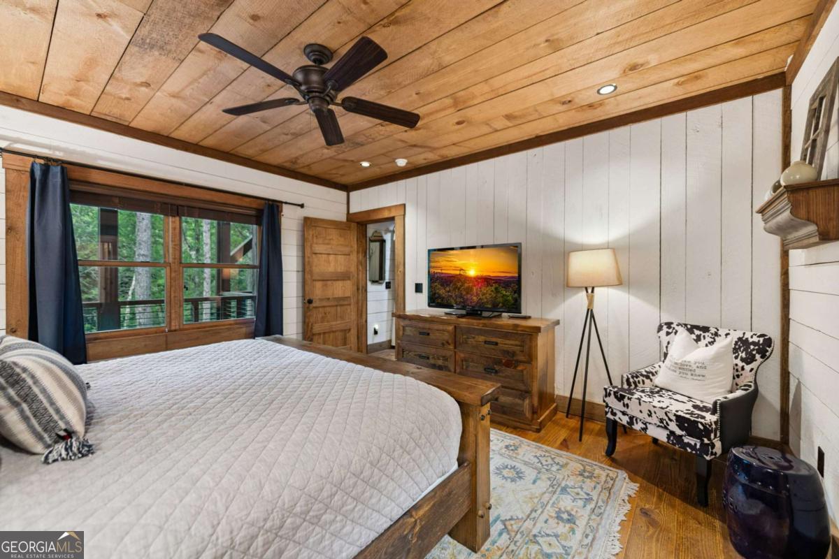 Blue Ridge, Georgia, 30513, United States, 3 Bedrooms Bedrooms, ,5 BathroomsBathrooms,Residential,Active,2006916