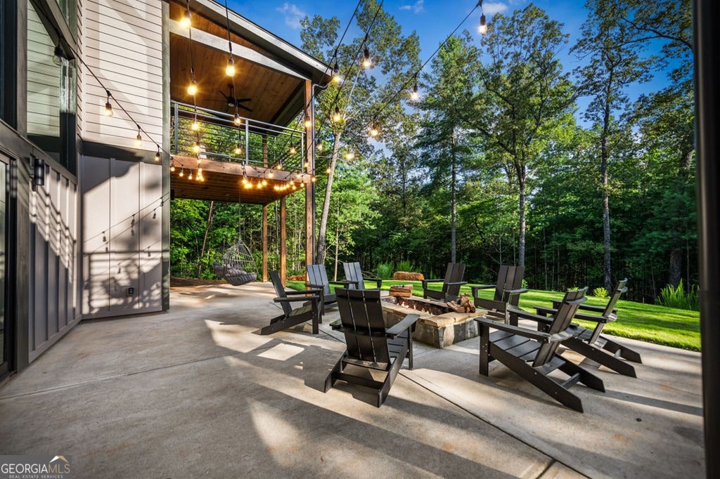 Ellijay, Georgia, 30540, United States, 5 Bedrooms Bedrooms, ,6 BathroomsBathrooms,Residential,Active,1919053