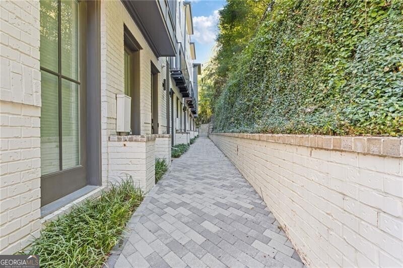 Atlanta, Georgia, 30308, United States, 3 Bedrooms Bedrooms, ,4 BathroomsBathrooms,Residential,Active,1969678