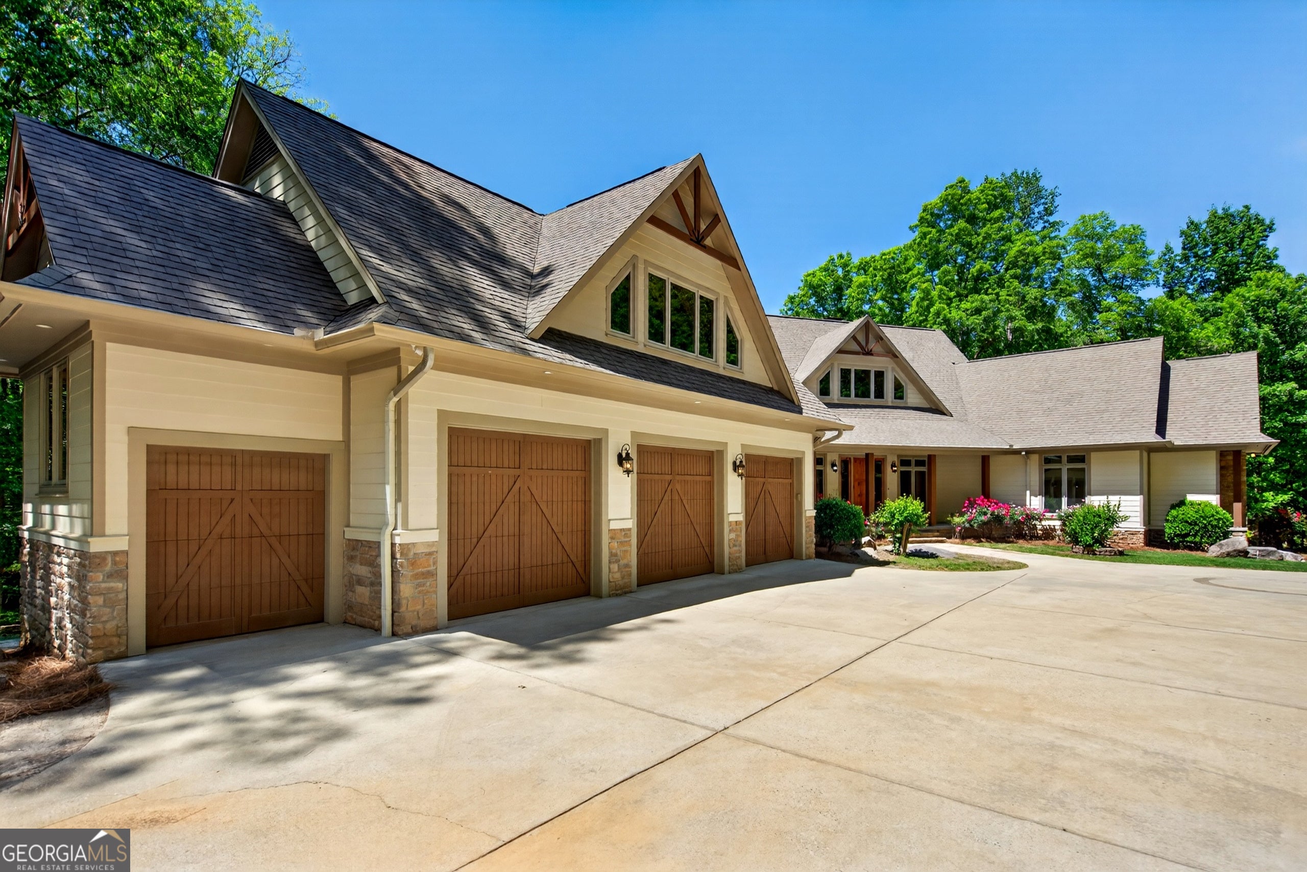 Cataula, Georgia, 31804, United States, 5 Bedrooms Bedrooms, ,5 BathroomsBathrooms,Residential,Active,2044194