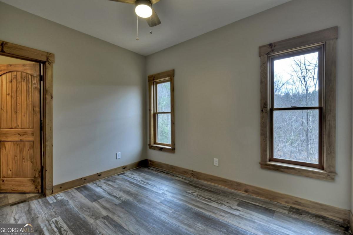 Ellijay, Georgia, 30540, United States, 5 Bedrooms Bedrooms, ,4 BathroomsBathrooms,Residential,Active,1954017