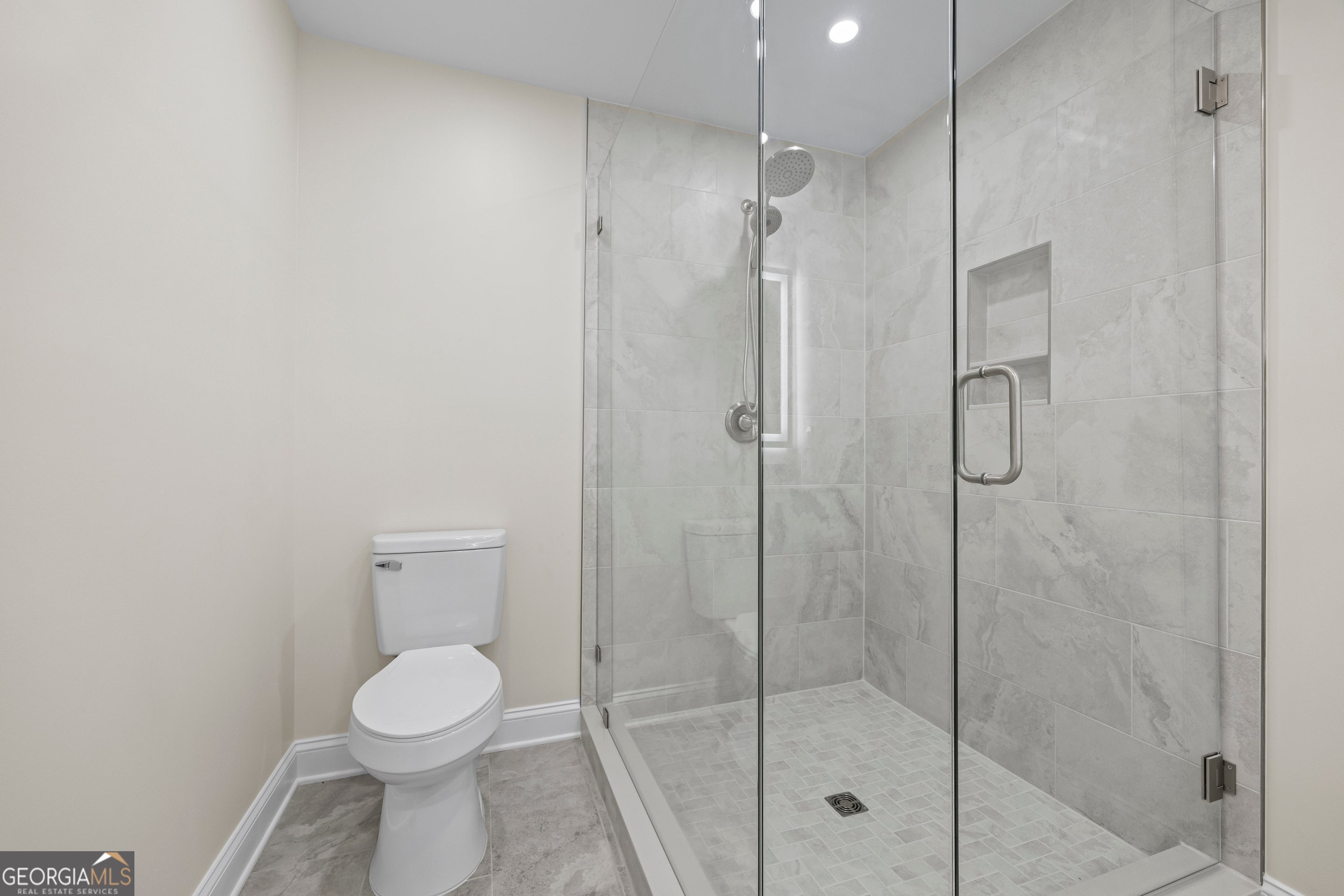 Martin, Georgia, 30557, United States, 6 Bedrooms Bedrooms, ,5 BathroomsBathrooms,Residential,Active,1964253