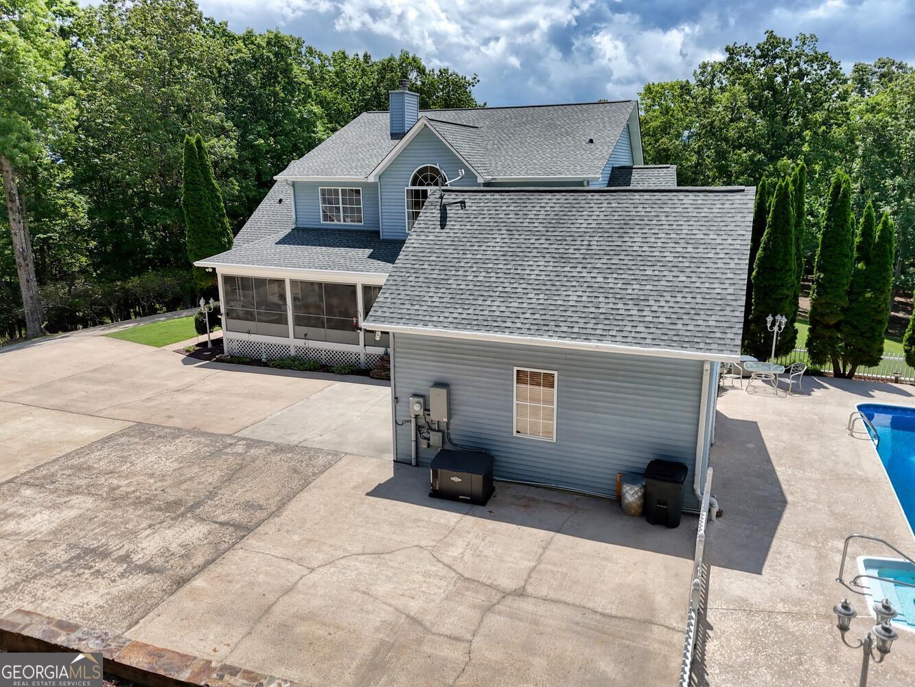 Blairsville, Georgia, 30512, United States, 4 Bedrooms Bedrooms, ,4 BathroomsBathrooms,Residential,Active,1897990