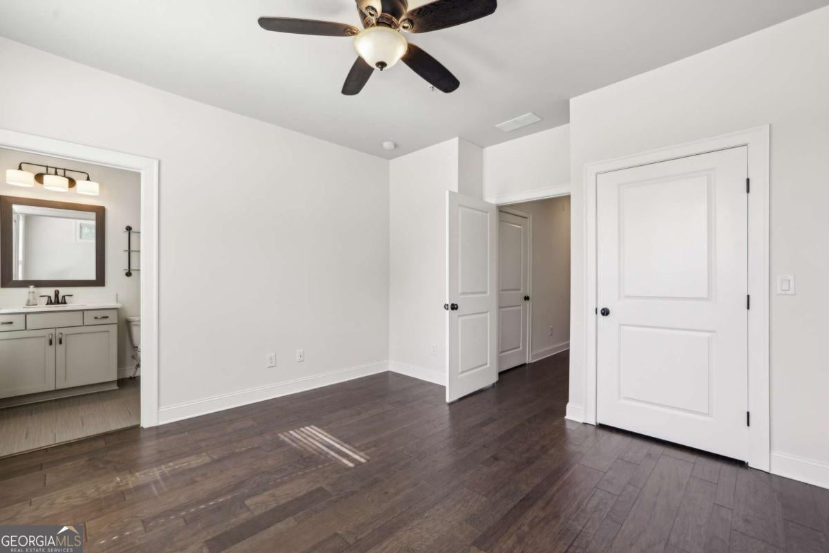 Alpharetta, Georgia, 30009, United States, 3 Bedrooms Bedrooms, ,4 BathroomsBathrooms,Residential,Active,1899885