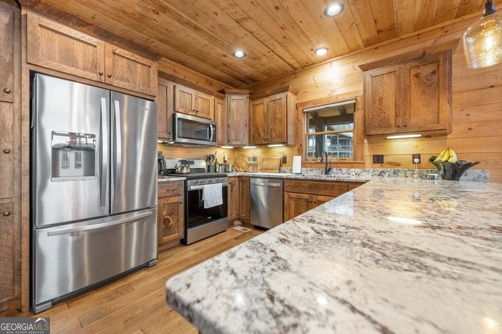 Blue Ridge, Georgia, 30513, United States, 4 Bedrooms Bedrooms, ,4 BathroomsBathrooms,Residential,Active,1972192