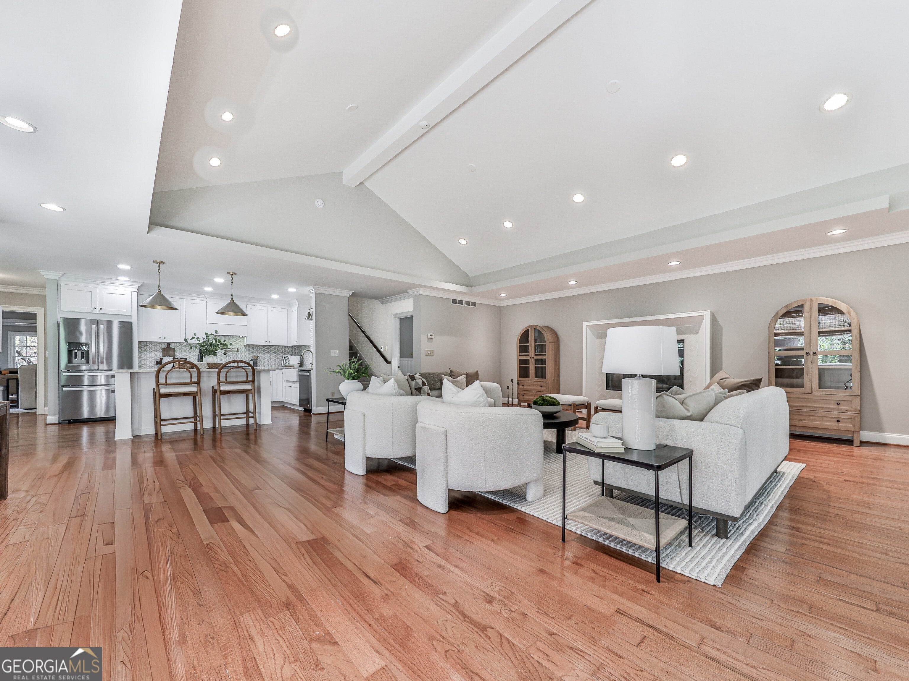 Atlanta, Georgia, 30305, United States, 5 Bedrooms Bedrooms, ,6 BathroomsBathrooms,Residential,Active,1988420