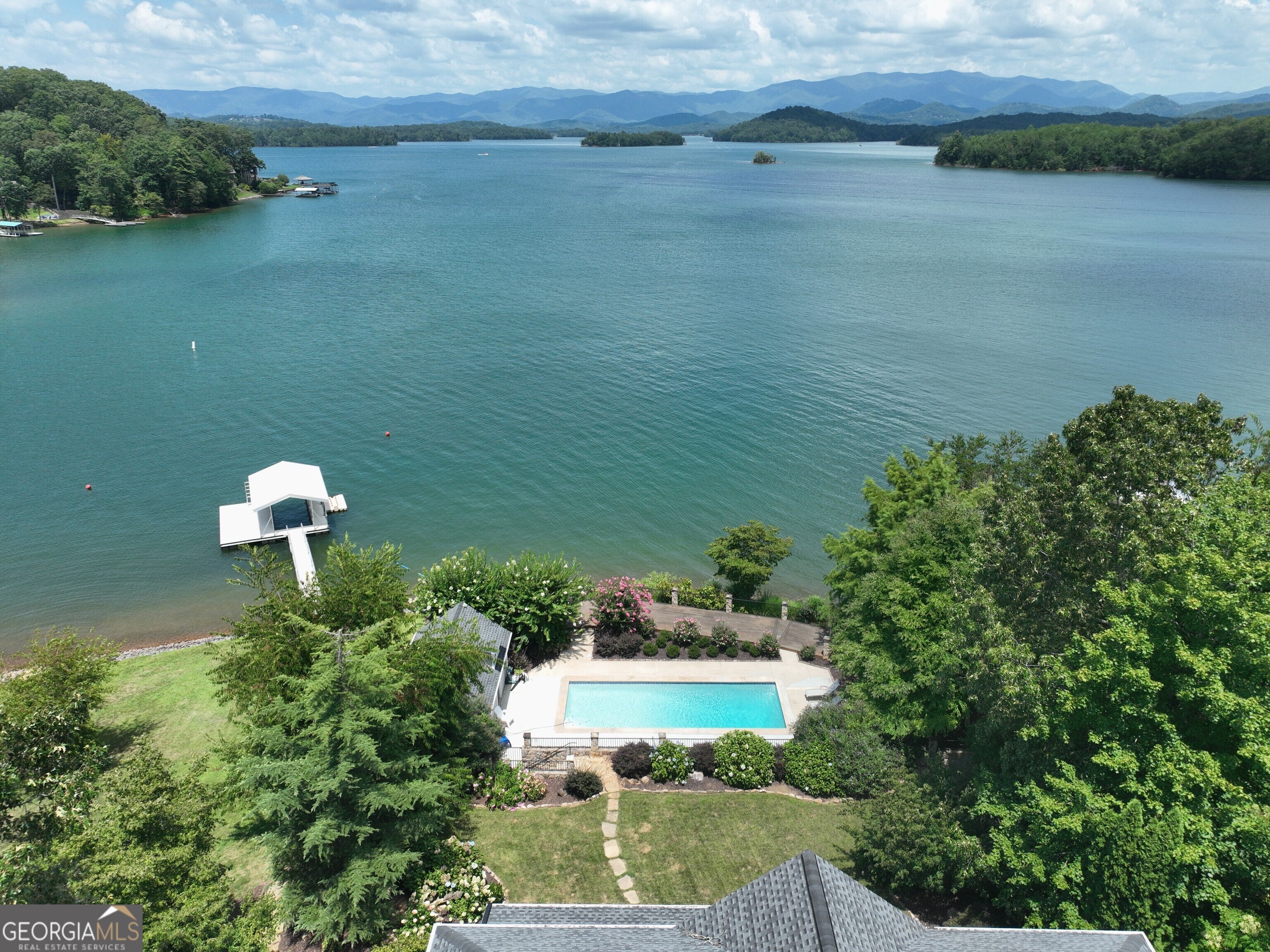Hiawassee, Georgia, 30546, United States, 8 Bedrooms Bedrooms, ,6 BathroomsBathrooms,Residential,Active,1821963