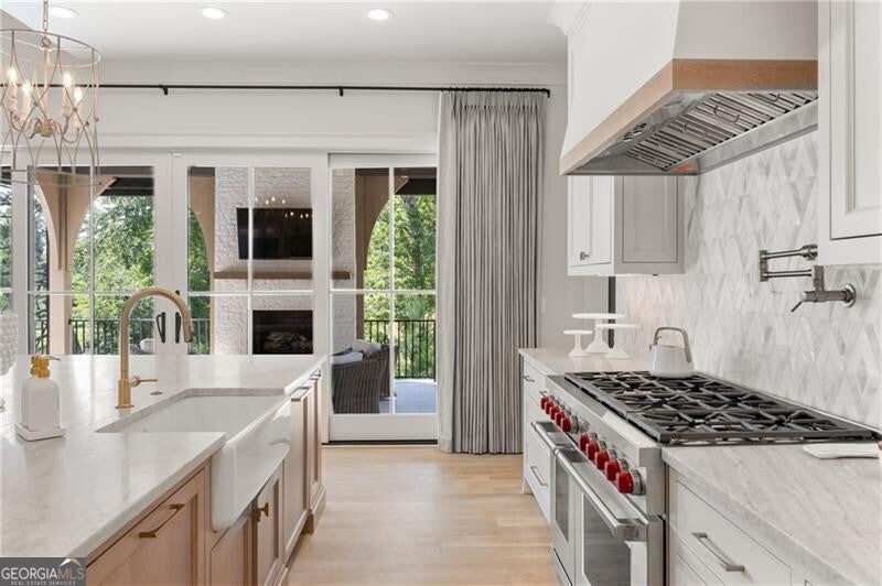 Alpharetta, Georgia, 30004, United States, 6 Bedrooms Bedrooms, ,8 BathroomsBathrooms,Residential,Active,1929430